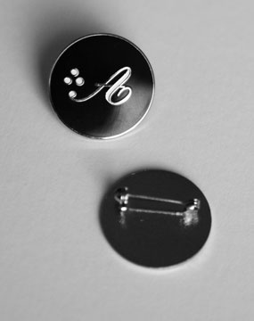 Metal pin